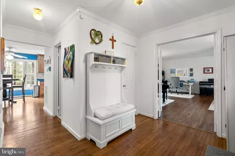 Entry Way - 4208 Thorncroft Ter, Olney, MD 20832 photo 2 of 2