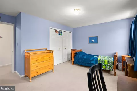 Bedroom - 4208 Thorncroft Ter, Olney, MD 20832 photo 7 of 10