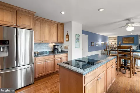 Kitchen - 4208 Thorncroft Ter, Olney, MD 20832 photo 2 of 5