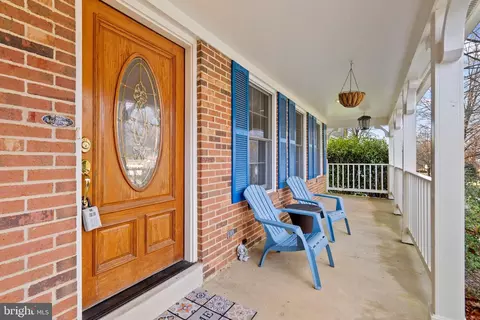 Exterior - 4208 Thorncroft Ter, Olney, MD 20832 photo 5 of 13