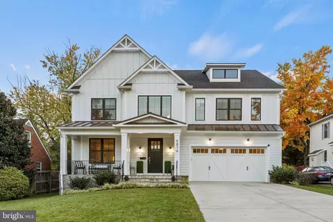 5816 Kingswood Rd, Bethesda, MD 20814