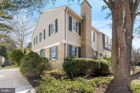 17729 Lochness Cir #55, Olney, MD 20832