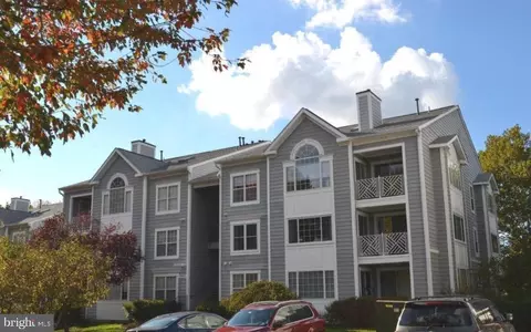 20408 Shore Harbour Dr #5-F, Germantown, MD 20874