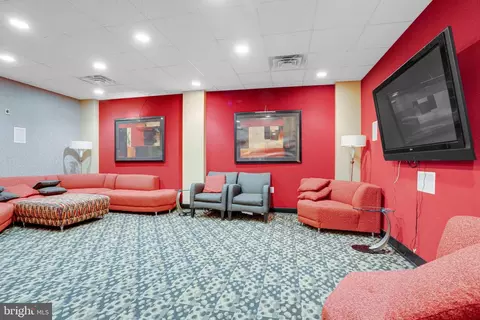 Living - 1220 Blair Mill Rd #403, Silver Spring, MD 20910 photo 5 of 5