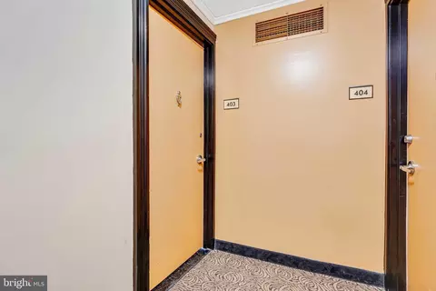 Entry Way - 1220 Blair Mill Rd #403, Silver Spring, MD 20910 photo 1 of 1