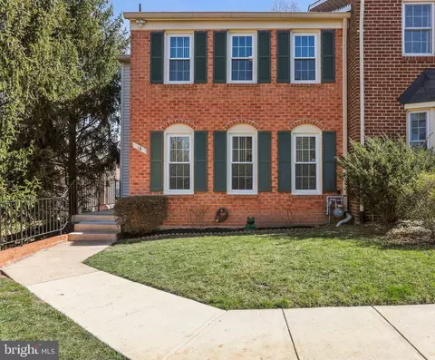 15 Shagbark Ct, Rockville, MD 20852