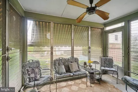 209 Baden St, Silver Spring, MD 20901 photo 14