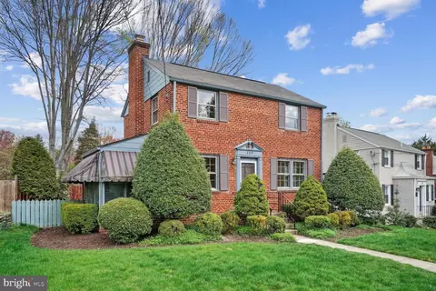 209 Baden St, Silver Spring, MD 20901 photo 2