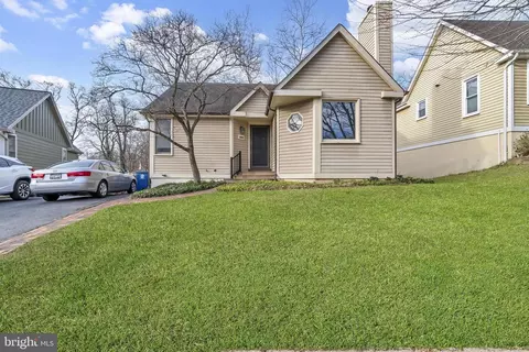 Exterior - 10019 Pratt Pl, Silver Spring, MD 20910 photo 3 of 3