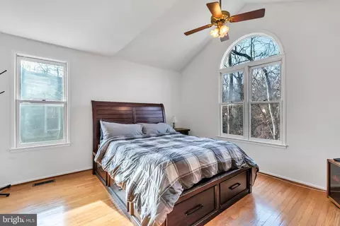 Bedroom - 10019 Pratt Pl, Silver Spring, MD 20910 photo 1 of 5
