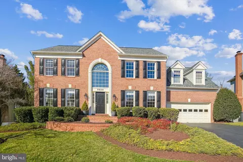 9929 Juniper Hill Rd, Rockville, MD 20850