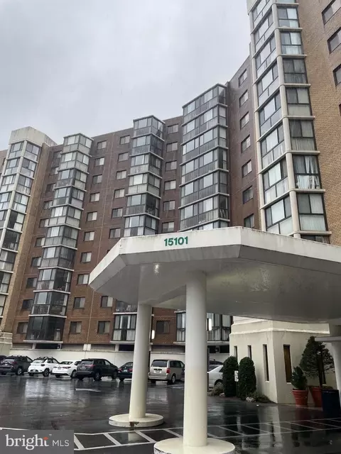 15101 Interlachen Dr #1-111, Silver Spring, MD 20906