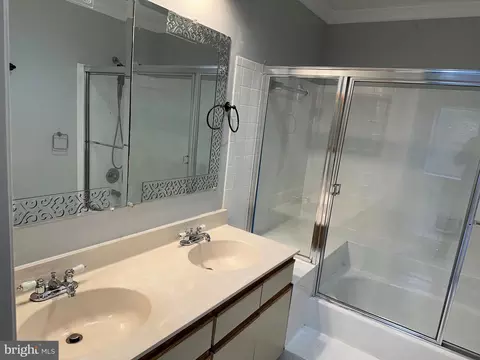 Bath - 13706 Modrad Way #7-A-13, Silver Spring, MD 20904 photo 2 of 5
