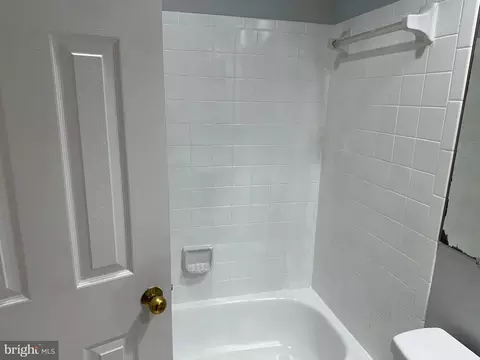 Bath - 13706 Modrad Way #7-A-13, Silver Spring, MD 20904 photo 5 of 5
