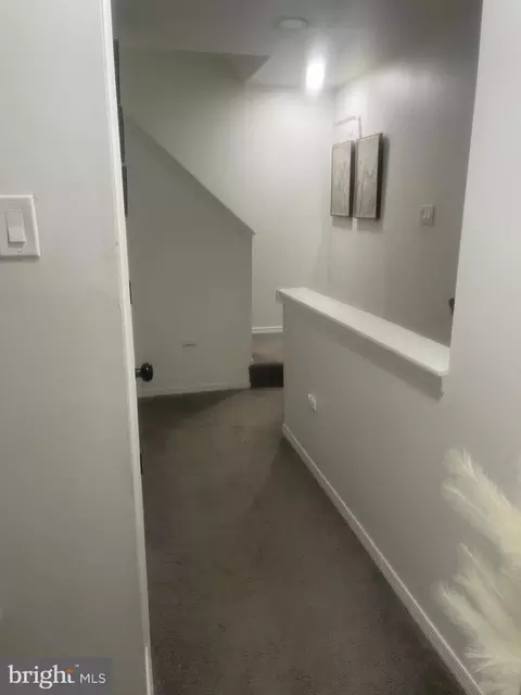 Entry Way - 24 Wilcox Ct, Silver Spring, MD 20906 photo 2 of 3
