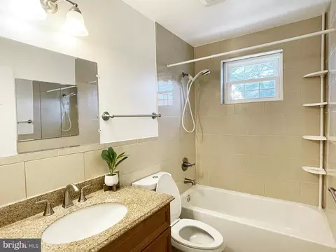 Bath - 3402 May St, Silver Spring, MD 20906 photo 1 of 4
