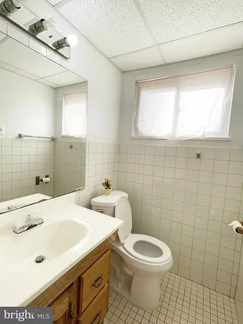 Bath - 3402 May St, Silver Spring, MD 20906 photo 4 of 4