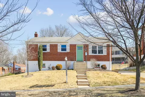 4811 Wilwyn Way, Rockville, MD 20852