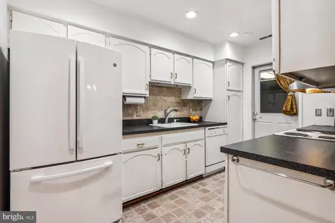 Kitchen - 1 Pimlico Ct #12-B, Silver Spring, MD 20906 photo 1 of 3