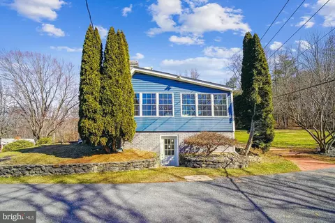 Exterior - 11250 Kingstead Rd, Damascus, MD 20872 photo 4 of 14