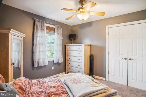 Bedroom - 11250 Kingstead Rd, Damascus, MD 20872 photo 3 of 13