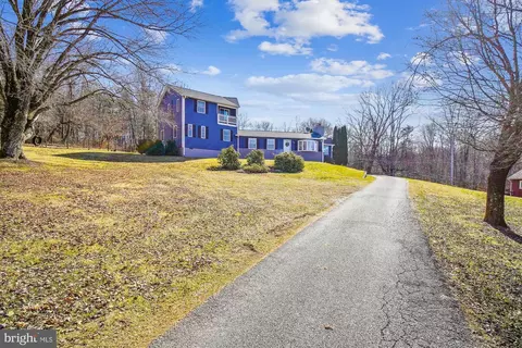 Exterior - 11250 Kingstead Rd, Damascus, MD 20872 photo 3 of 14