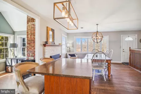 Dining - 11250 Kingstead Rd, Damascus, MD 20872 photo 6 of 8