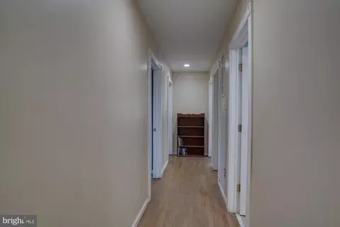 Entry Way - 11250 Kingstead Rd, Damascus, MD 20872 photo 1 of 1