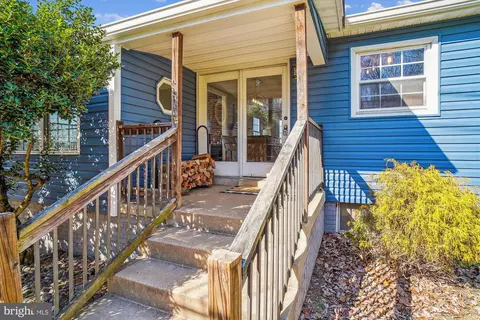 Exterior - 11250 Kingstead Rd, Damascus, MD 20872 photo 12 of 14