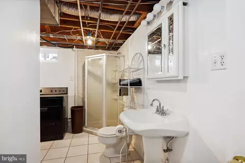 Kitchen - 4510 Sigsbee Rd, Silver Spring, MD 20906 photo 4 of 5