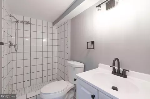 Bath - 3515 Olympic St, Silver Spring, MD 20906 photo 5 of 6