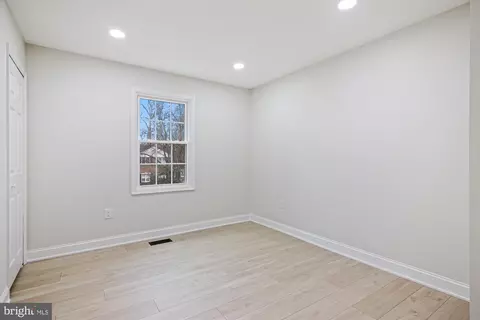 Other - 2 Fallswood Ct, Potomac, MD 20854 photo 4 of 10