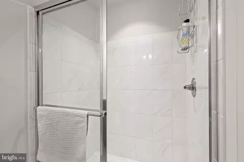 Bath - 15713 Steamboat Way, Silver Spring, MD 20906 photo 3 of 5