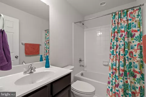 Bath - 15713 Steamboat Way, Silver Spring, MD 20906 photo 4 of 5