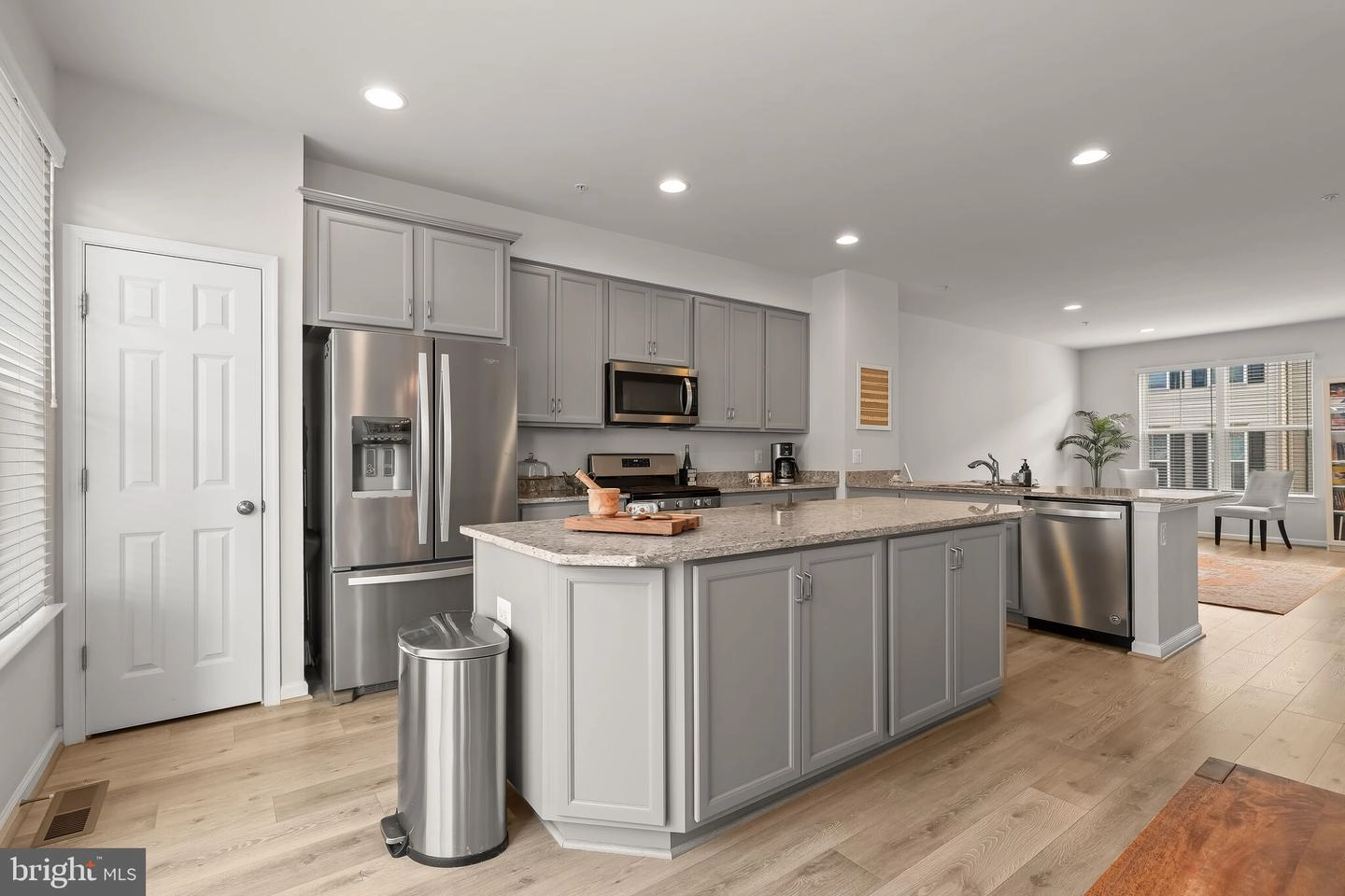 Kitchen - 15713 Steamboat Way, Silver Spring, MD 20906 photo 4 of 5