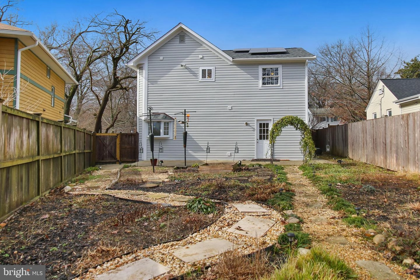 Exterior - 43 Oswego Ave, Silver Spring, MD 20910 photo 6 of 7