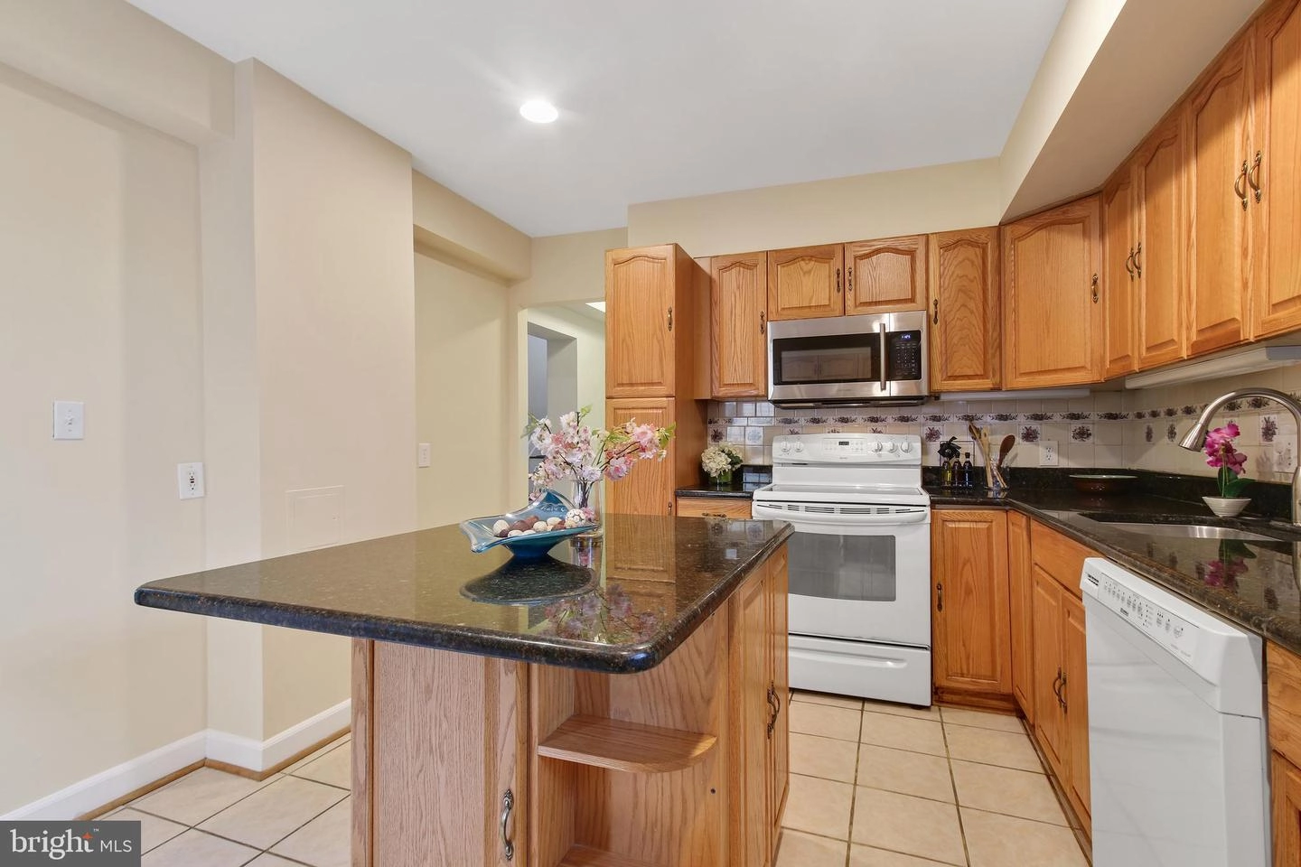 Kitchen - 43 Oswego Ave, Silver Spring, MD 20910 photo 2 of 3