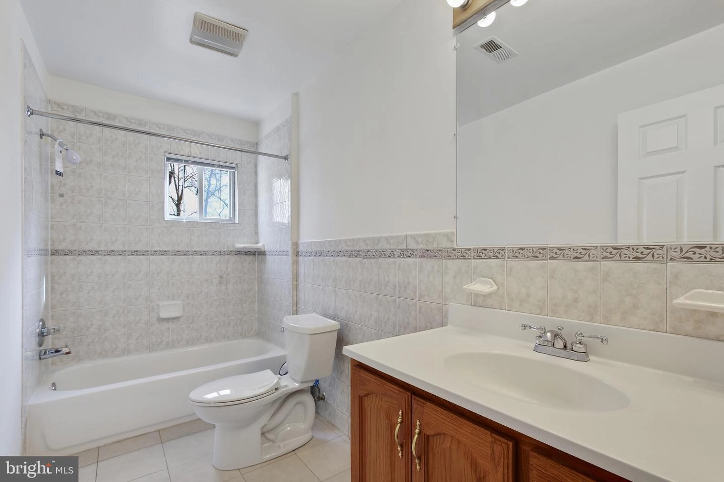 Bath - 43 Oswego Ave, Silver Spring, MD 20910 photo 5 of 5