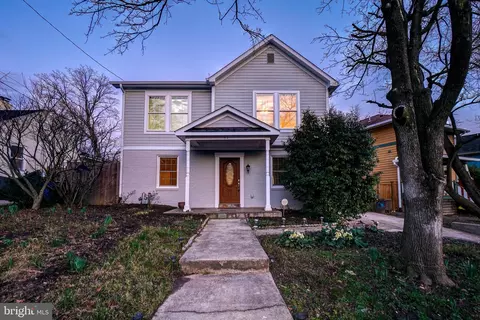 Exterior - 43 Oswego Ave, Silver Spring, MD 20910 photo 3 of 7