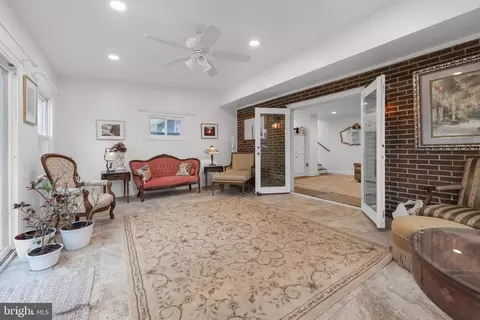 Living - 15300 Beaufort Pl, Silver Spring, MD 20905 photo 9 of 9