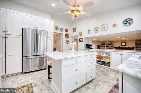 Kitchen - 15300 Beaufort Pl, Silver Spring, MD 20905 photo 5 of 5