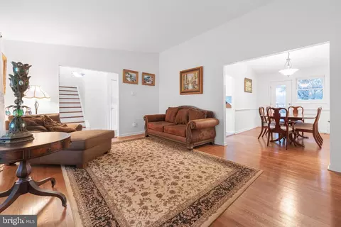 Living - 15300 Beaufort Pl, Silver Spring, MD 20905 photo 3 of 9