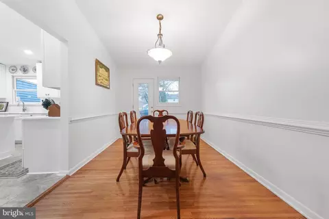 Dining - 15300 Beaufort Pl, Silver Spring, MD 20905 photo 1 of 2
