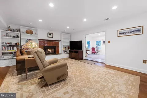 Living - 15300 Beaufort Pl, Silver Spring, MD 20905 photo 5 of 9