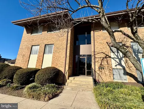 18617 Walkers Choice Rd #3, Montgomery Village, MD 20886