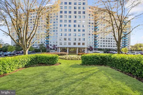 10500 Rockville Pik #1101, Rockville, MD 20852