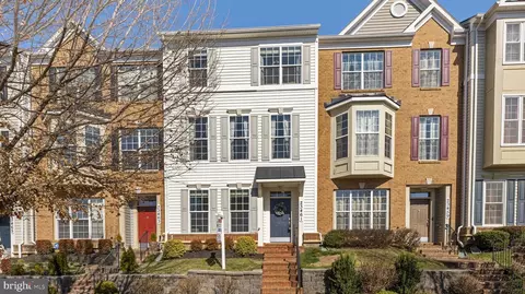 23461 Arora Hills Dr, Clarksburg, MD 20871