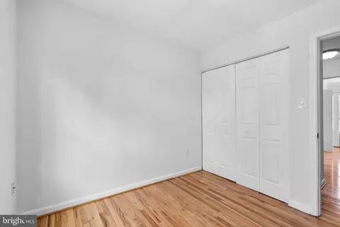Bedroom - 728 Oxford Square Dr, Silver Spring, MD 20905 photo 1 of 2
