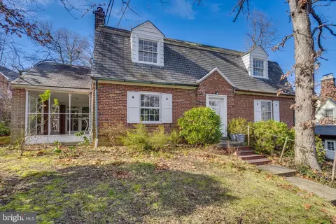 7804 Takoma Ave, Takoma Park, MD 20912
