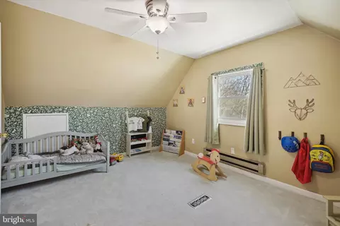 11727 College View Dr, Silver Spring, MD 20902 photo 16